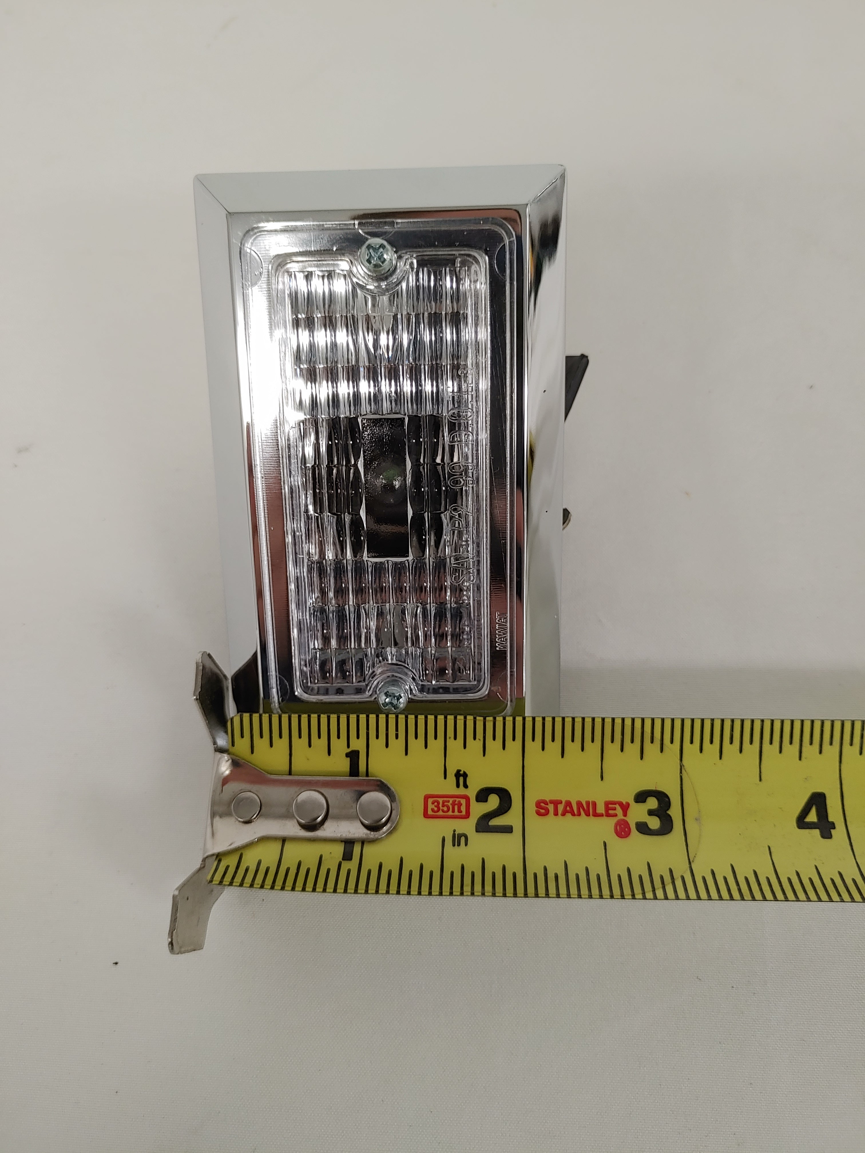 Freightliner Rectangular Courtesy Lamp VSI 1505W (4023551754326)