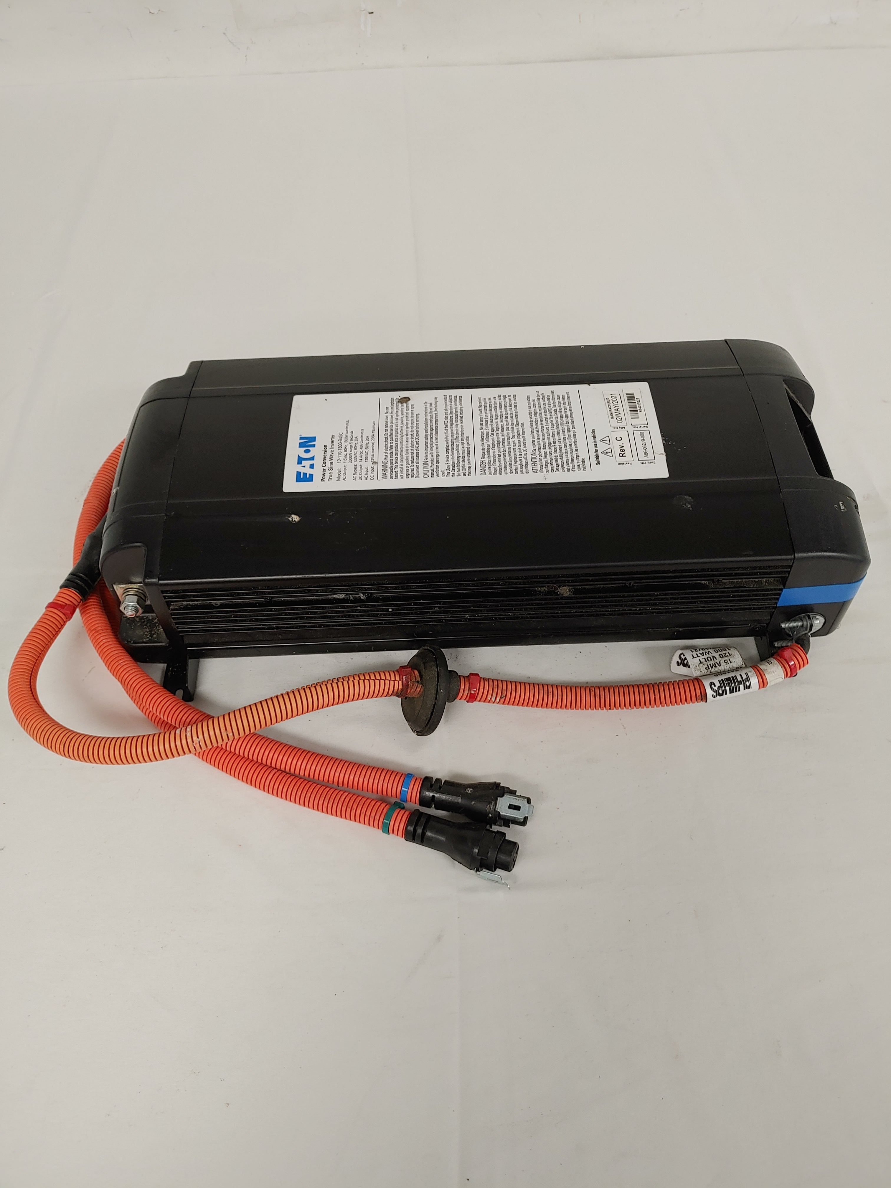 Used Eaton 1800W True Sine Wave Inverter - P/N: A66-06279-000 (8028730196284)