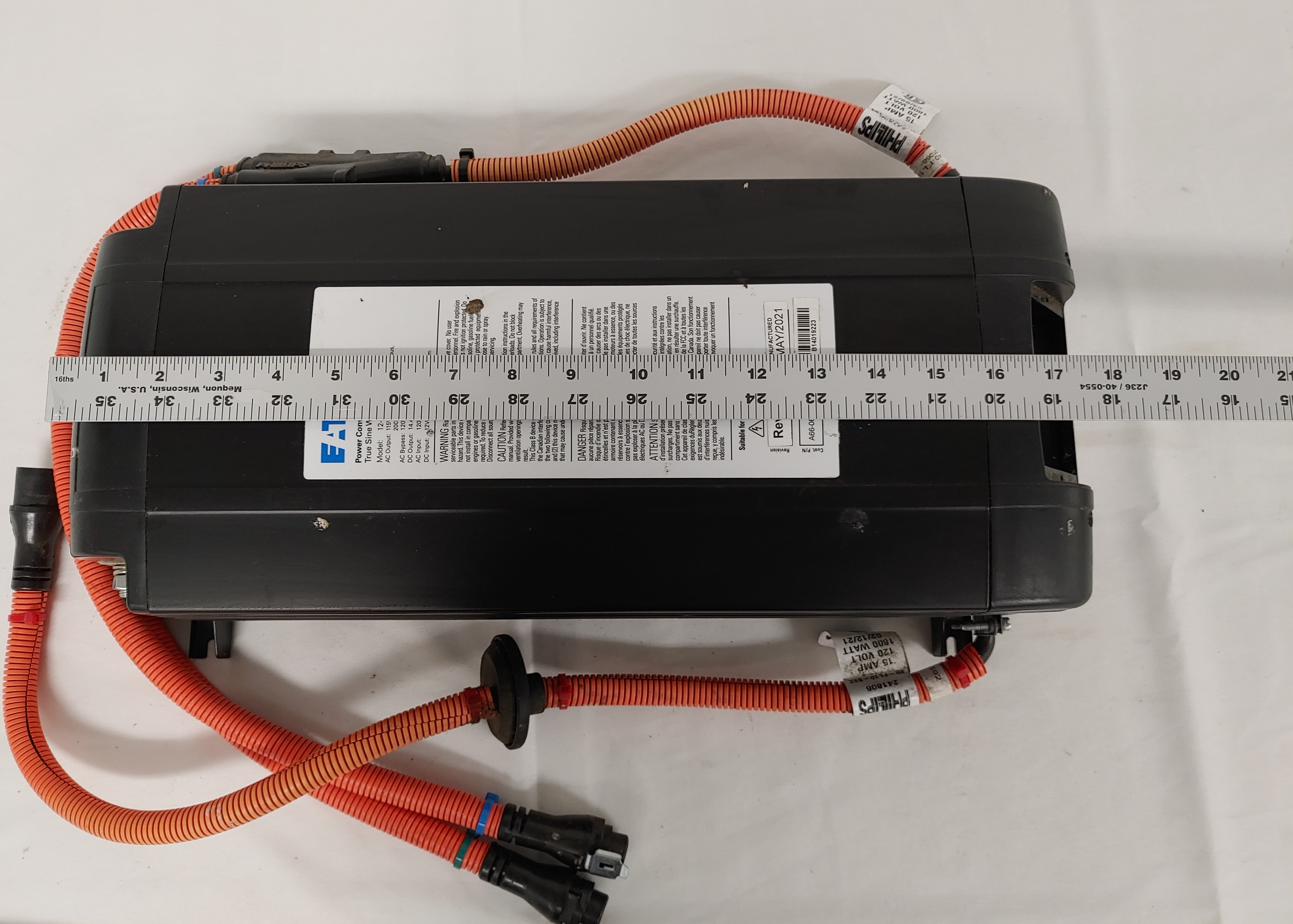 Used Eaton 1800W True Sine Wave Inverter - P/N: A66-06279-000 (8028730196284)