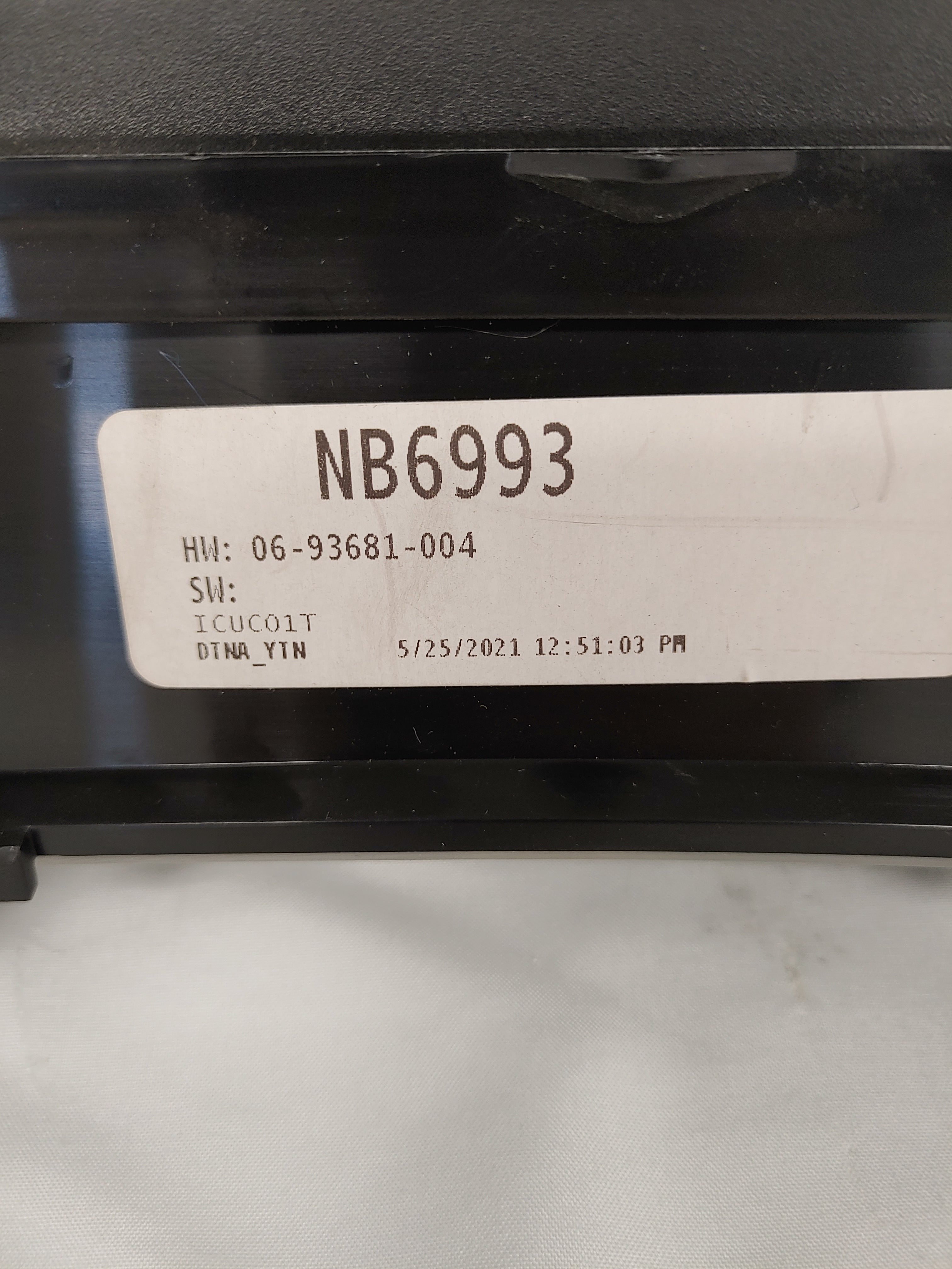 Used Freightliner km/h Speedometer & Tach Assy - P/N  A22-74911-510 (8044402835772)