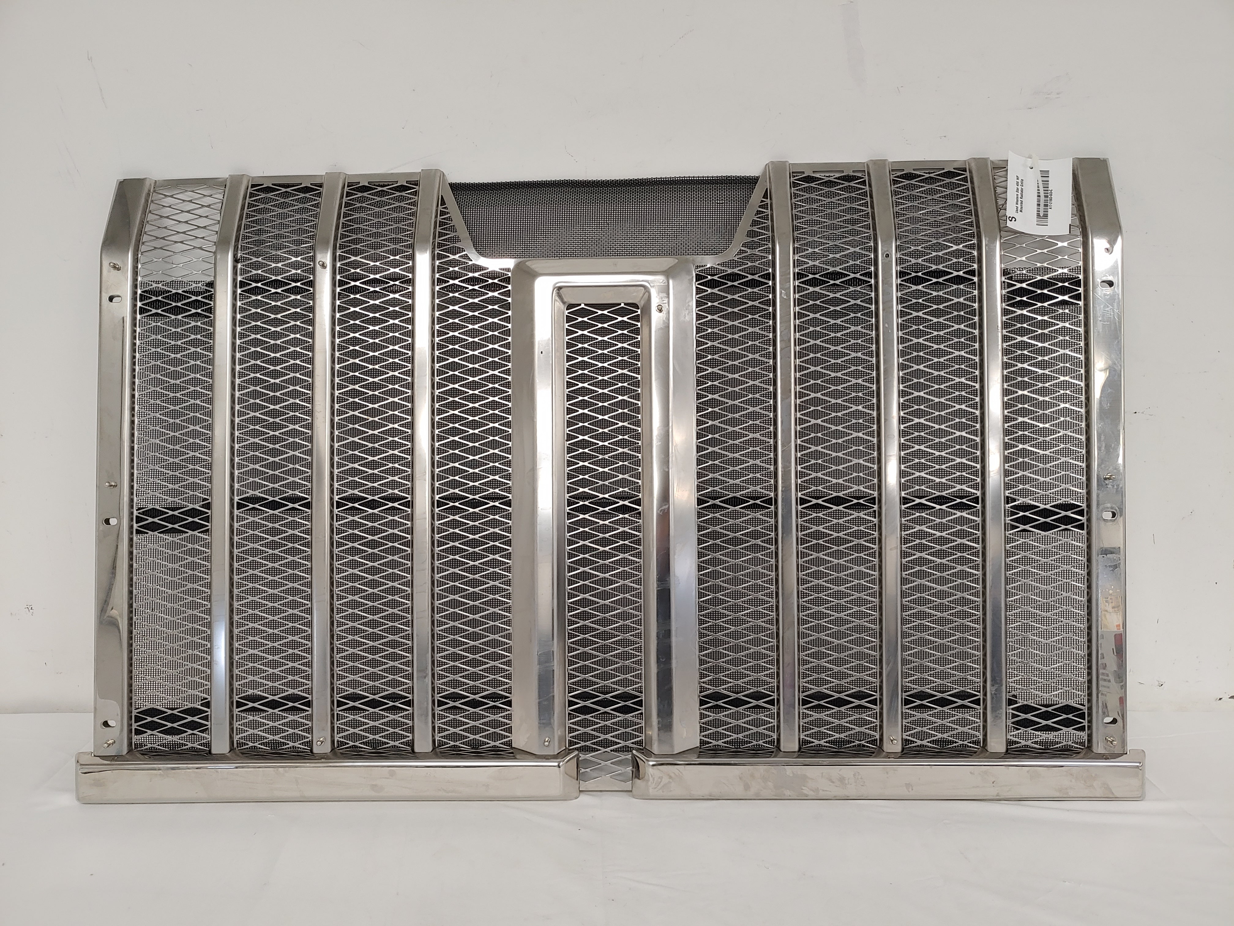 Used Western Star 49X WF Mounted Radiator Grille - P/N: A17-21900-003 (8127077908796)