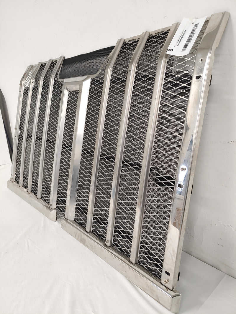 Used Western Star 49X WF Mounted Radiator Grille - P/N: A17-21900-003 (8127077908796)