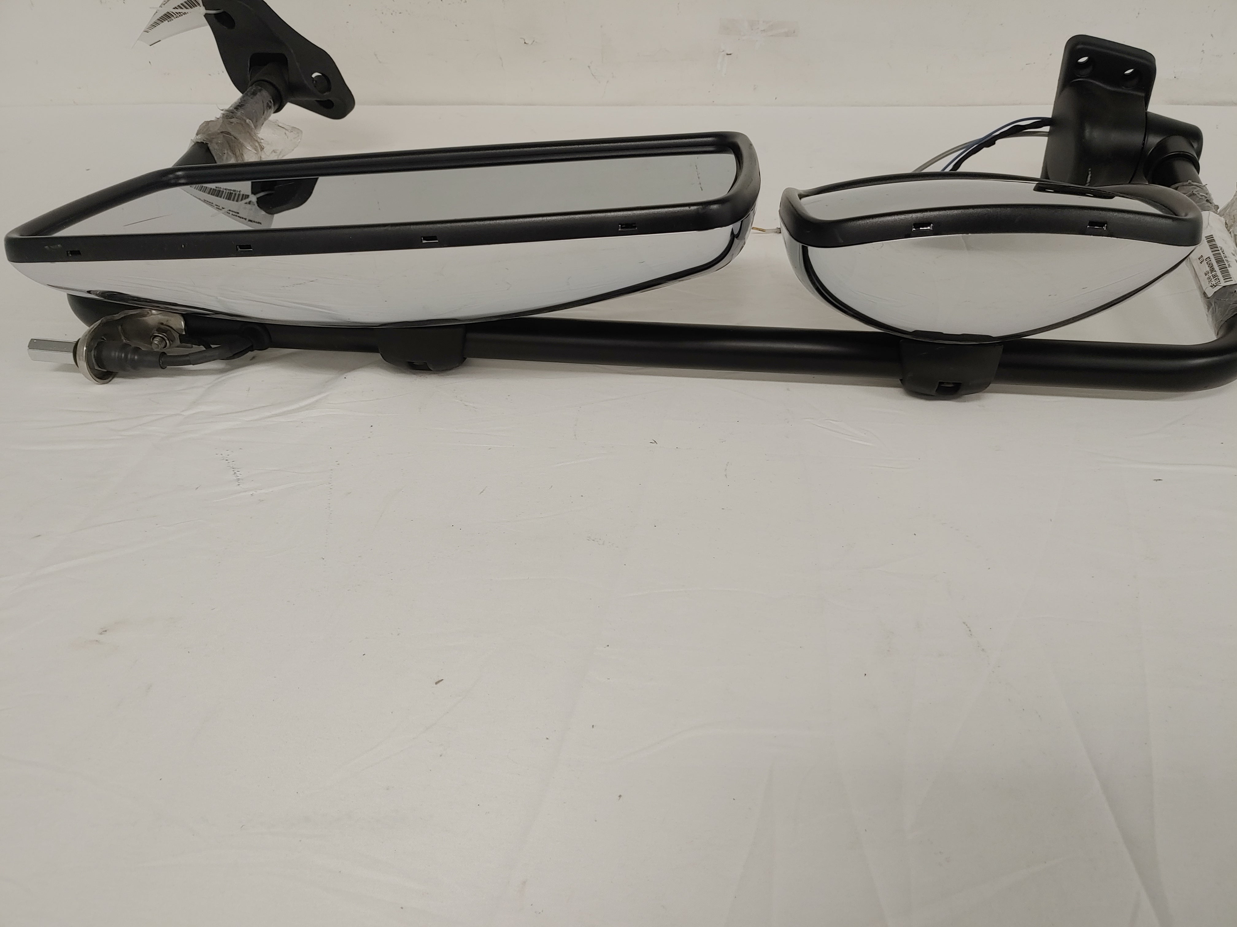 Used Freightliner M2 LH Heated Mirror Assy w/ Antenna - P/N: A22-74243-007 (8082970313020)