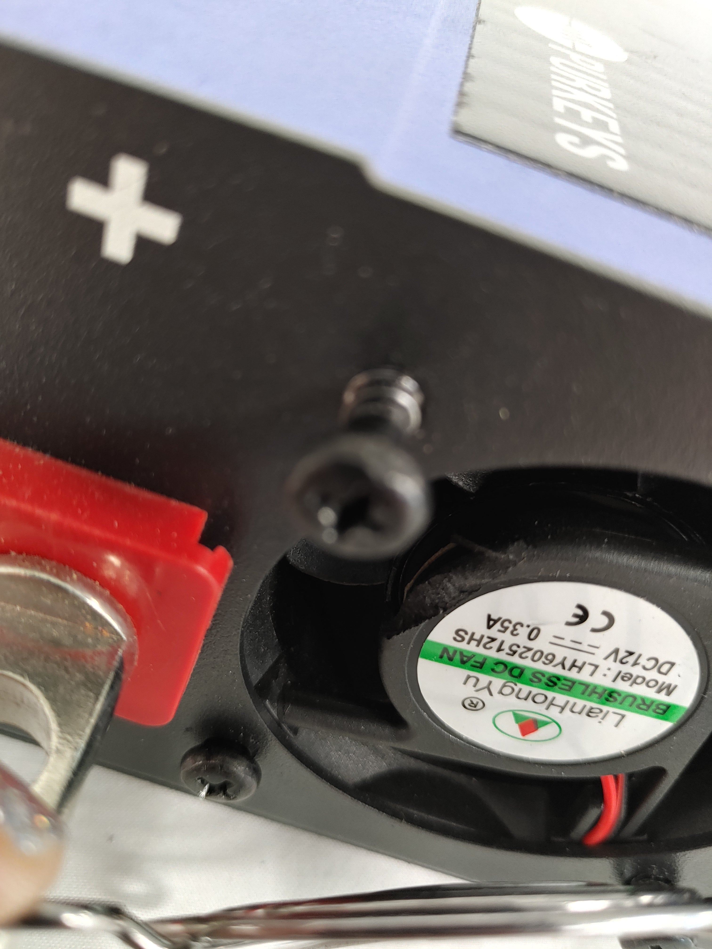 Damaged Purkeys Pure Sine Wave 1500 Watt Inverter - P/N: P191311931 (8092386296124)