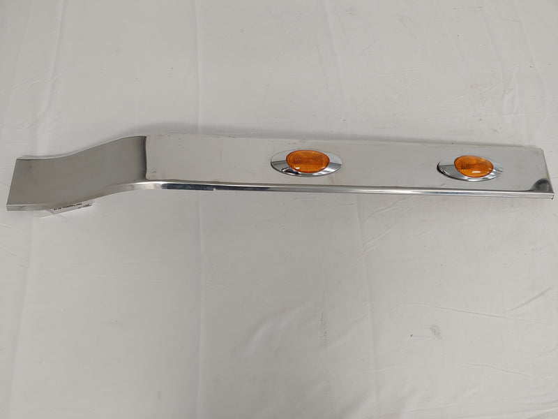 Used Freightliner RH SS Curved Valance Panel - P/N: A22-67210-005 (8105399288124)