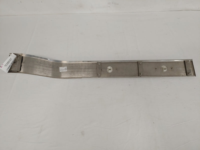 Used Freightliner RH SS Curved Valance Panel - P/N: A22-67210-005 (8105399288124)