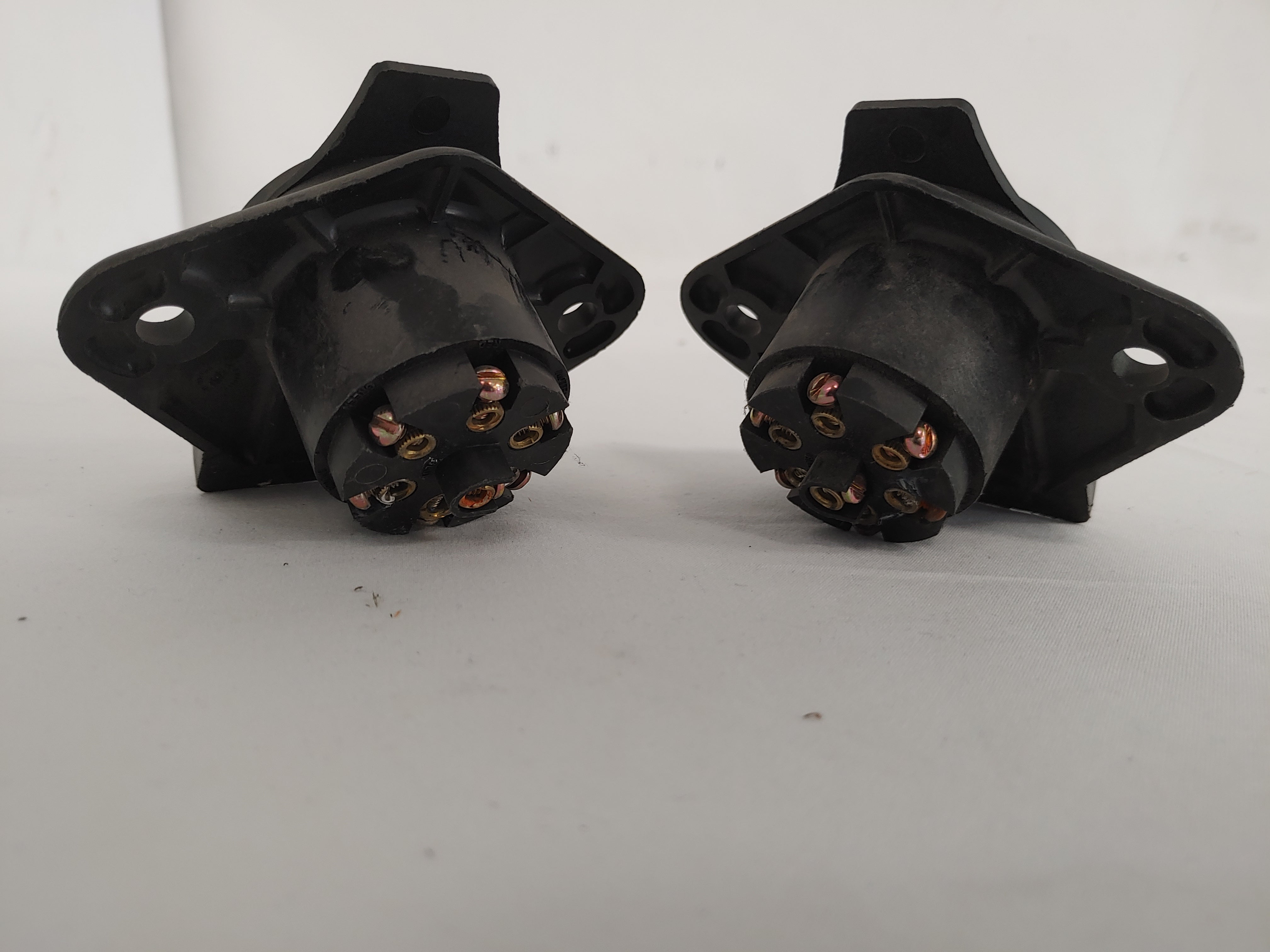 *Set of 2* Cole Hersee 7 Pole Heavy Duty ABS Body Trailer Sockets - P/N: 12080 (4023556669526)