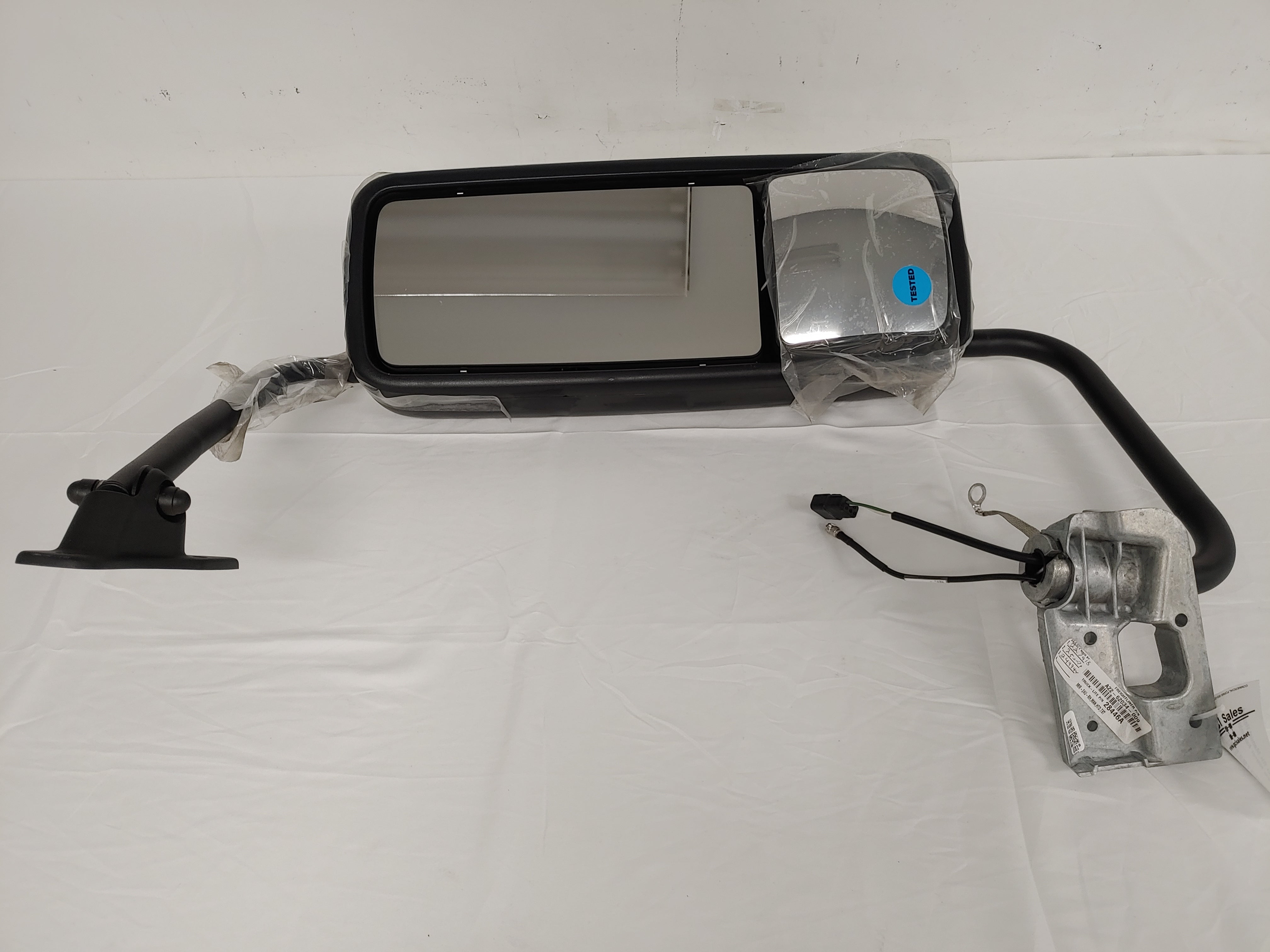 Freightliner RH Manual Heated Rearview Mirror Assembly - P/N  A22-62034-009 (8114287444284)