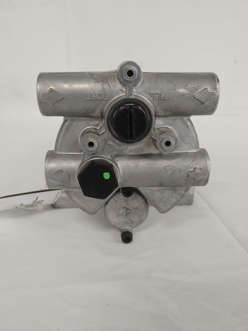 Damaged Detroit 12V  Bypass Heated Fuel Water Separator - P/N  03-40538-010 (8117510013244)