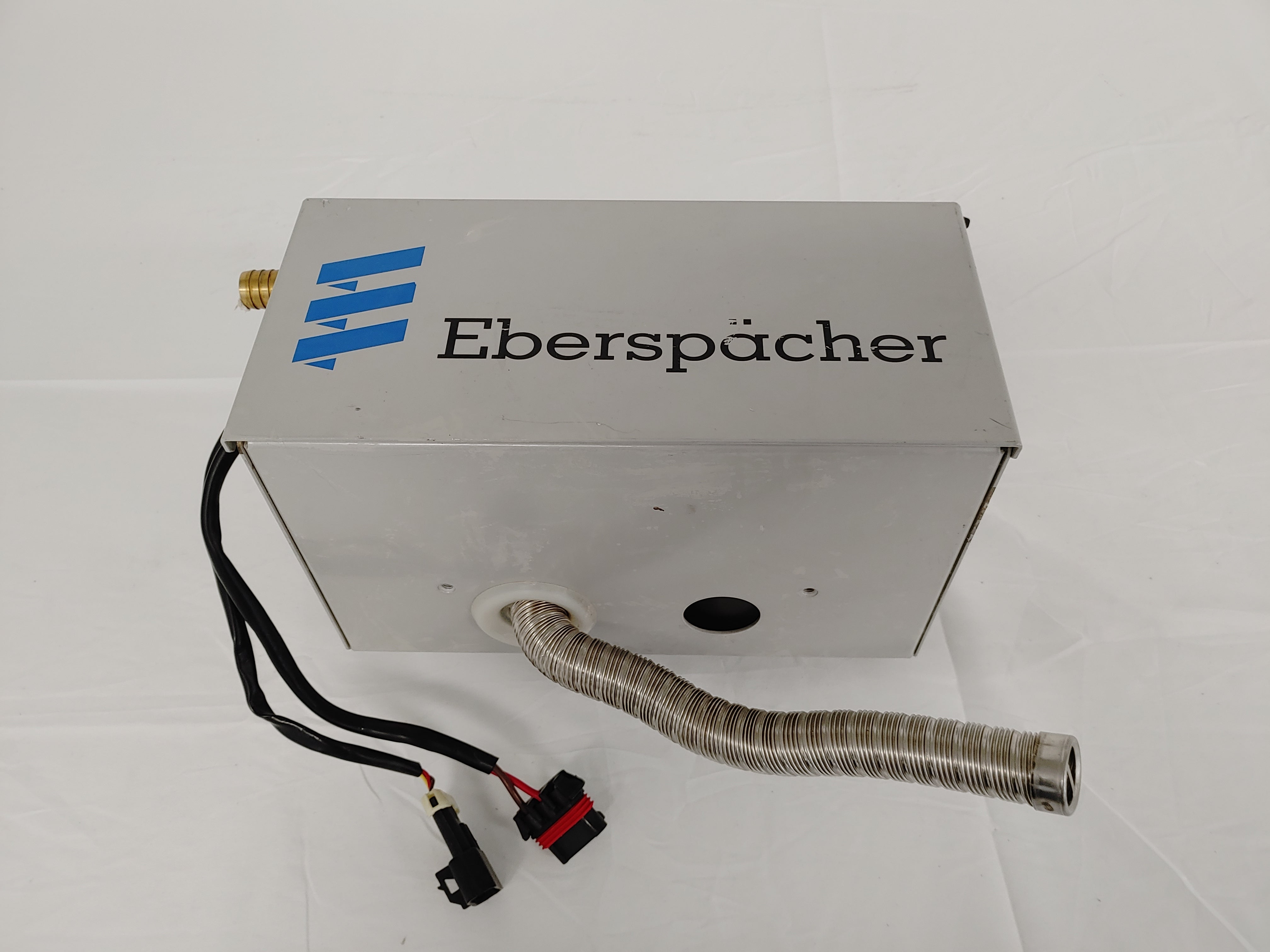 *Missing Fuel Pump* Used Espar D5S EXH, 5E, HYD Boxed Heater - P/N 252786106001 (8127101370684)