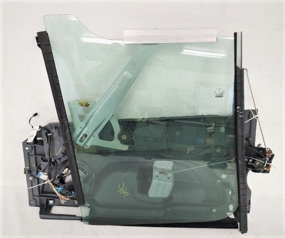 Damaged Freightliner Cascadia P3 RH MAN Lock Door Module - P/N: A18-71521-001 (8147803373884)