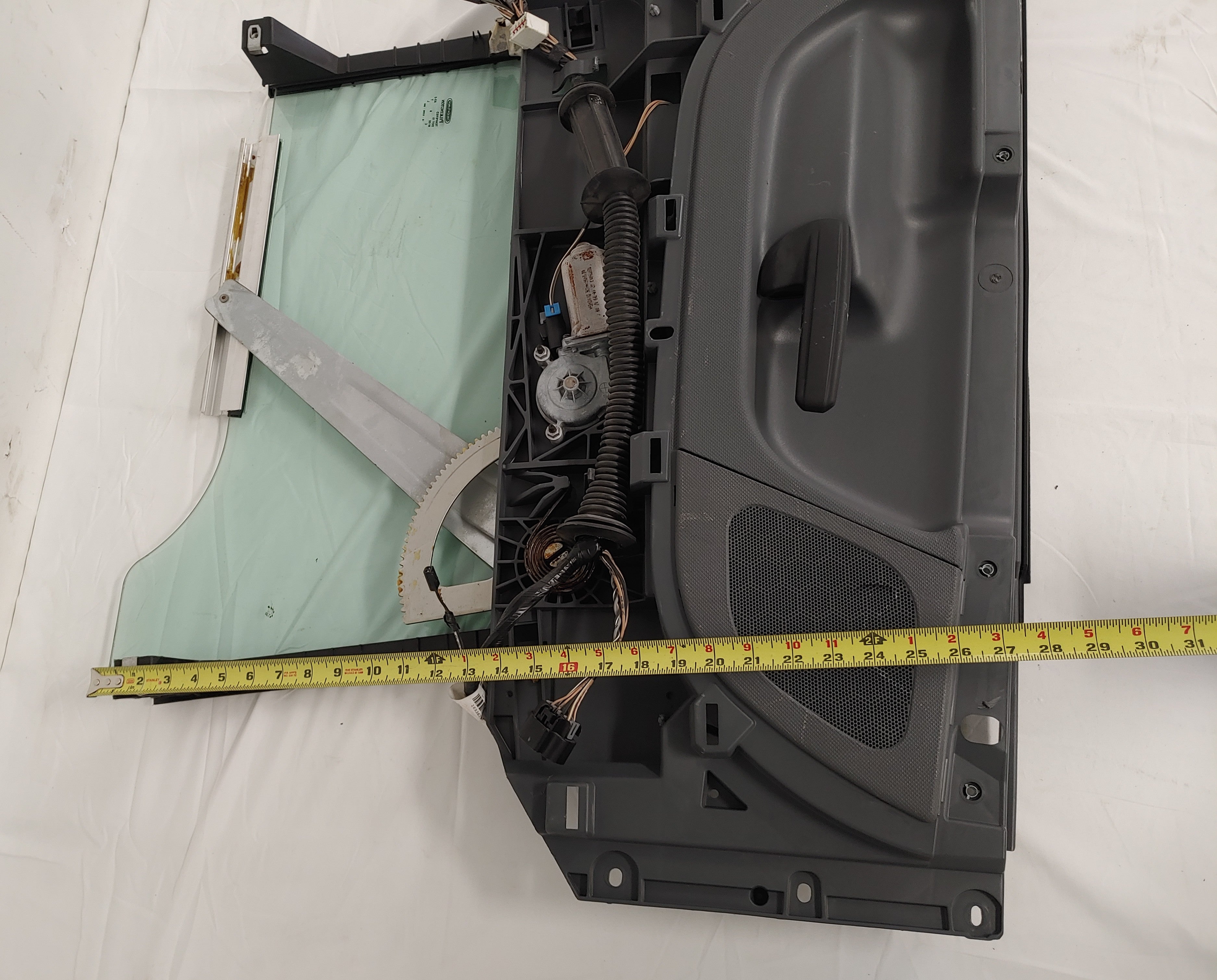 *Damaged* Freightliner Cascadia P3 LH Door Module - P/N  A18-68937-004 (8148829274428)