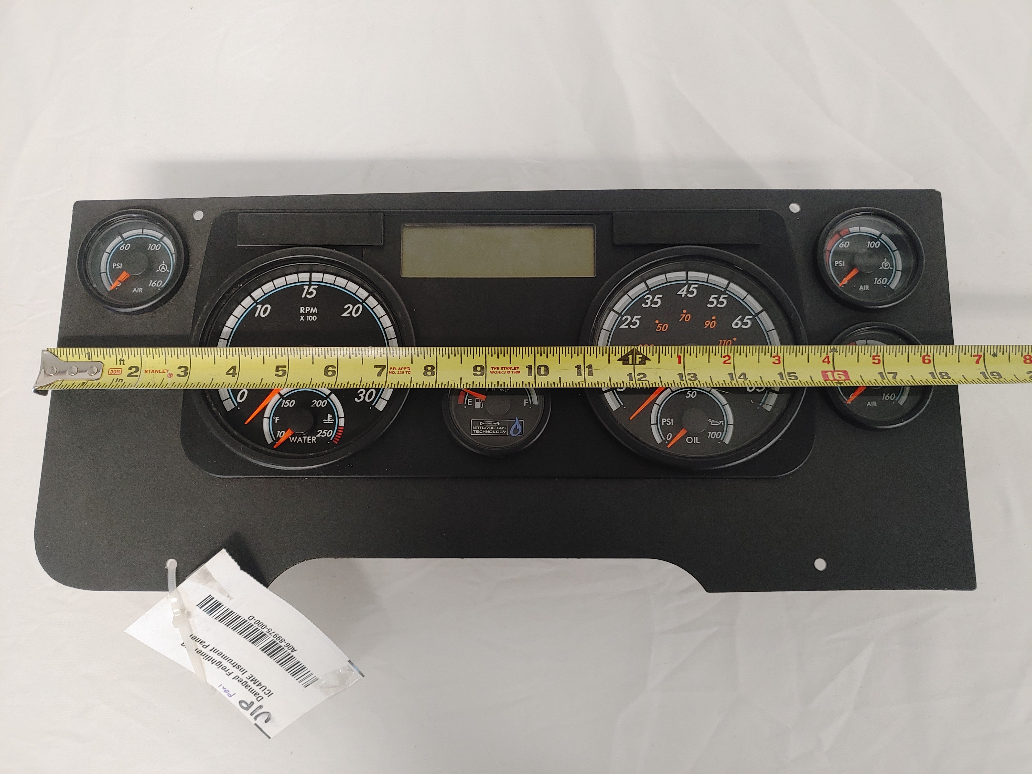 Damaged Freightliner P3 ICU4ME Instrument Panel - P/N A06-89975-000 Damaged Freightliner P3 ICU4ME Instrument Panel - P/N A06-89975-000