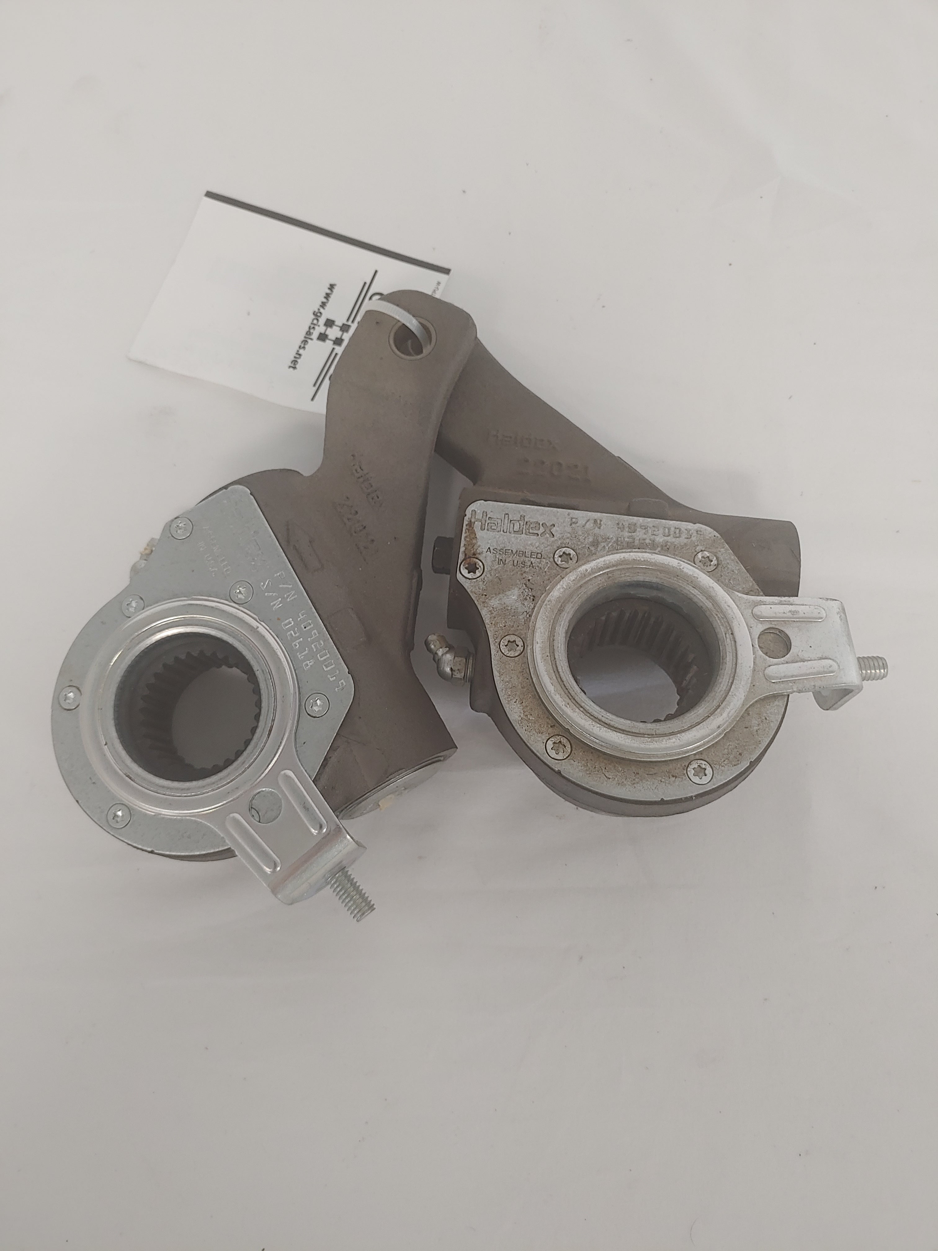 *Set of 2* Haldex SAB55 105-28 Automatic Rear Brake Slack Adjuster - P/N: 40920019 (8229348802876)