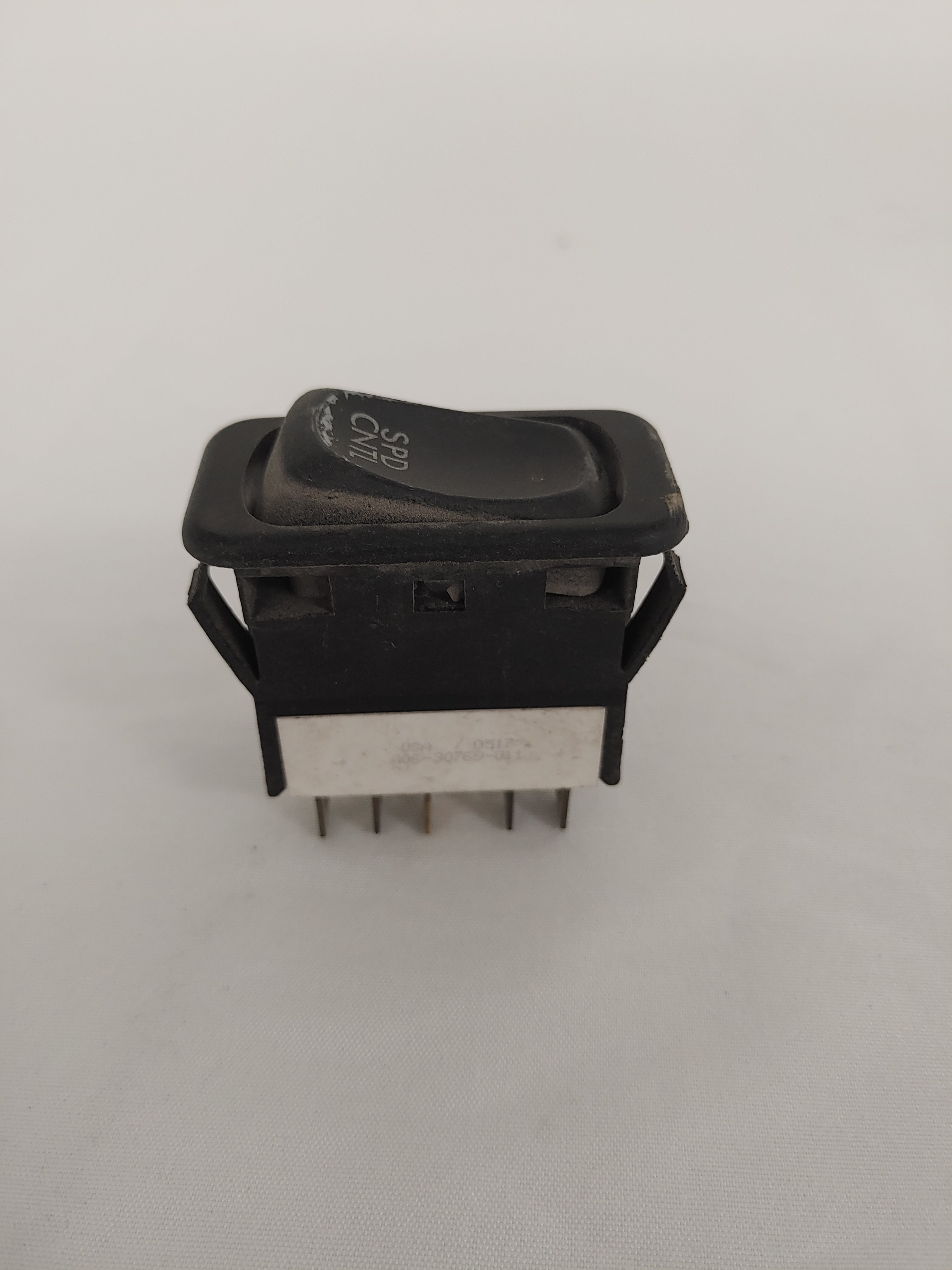 Used Freightliner On/Off Cruise Switch - P/N  A06-30769-011 (8260525850940)