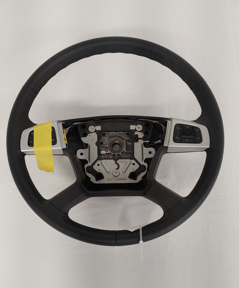 Damaged Freightliner Chrome Switch Leather Steering Wheel - P/N  A14-19802-002 (8249672630588)