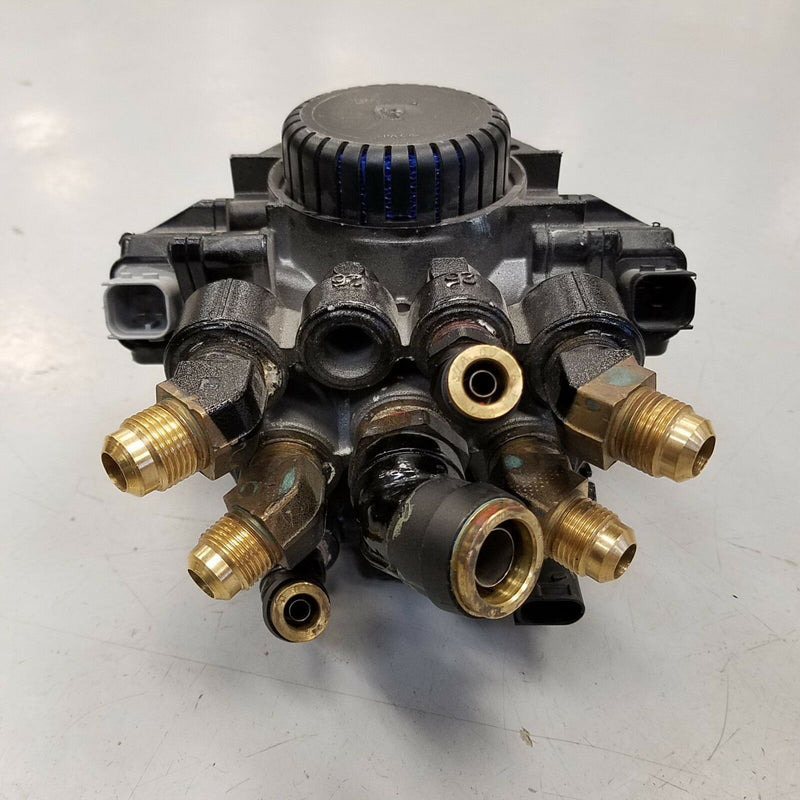 Wabco Mod Rd 7 Used Wabco 7 Port Antilock Braking Modulator Valve - P/N 9760001070