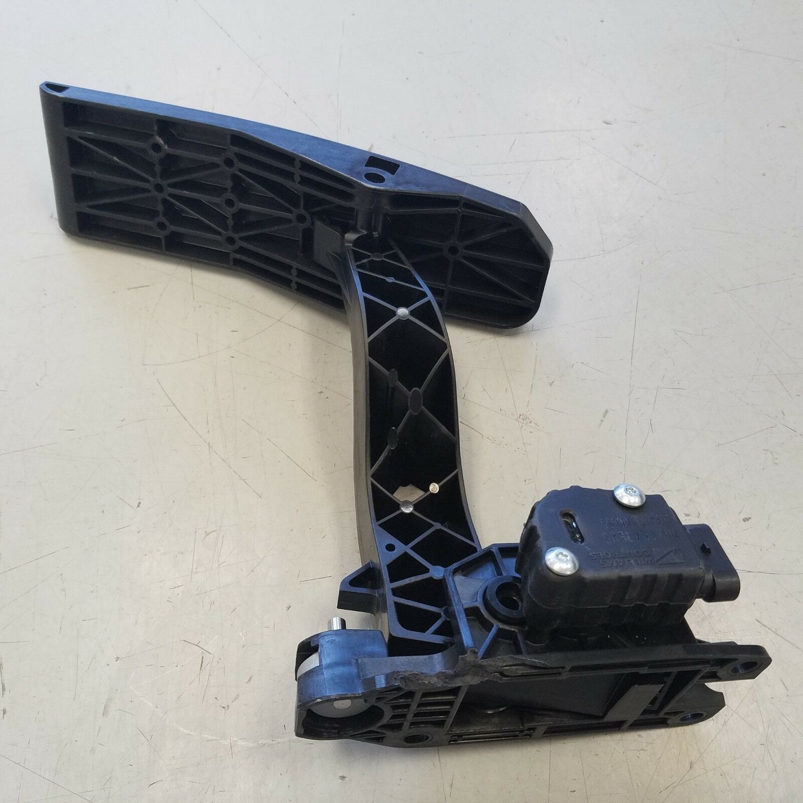 Freightliner Accelerator/Throttle Pedal by Williams Control - P/N: A01-33821-000 (3939690545238)