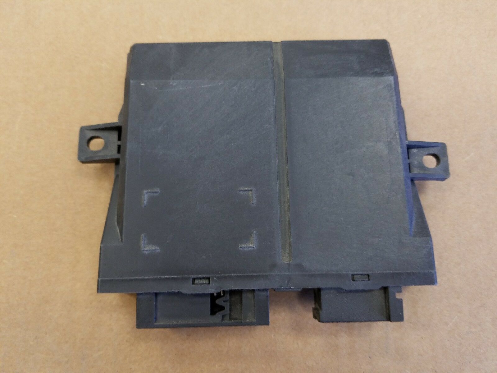 Freightliner Left-Hand (Driver's Side) Door Control Module - P/N  A66-01126-000 (4023539302486)