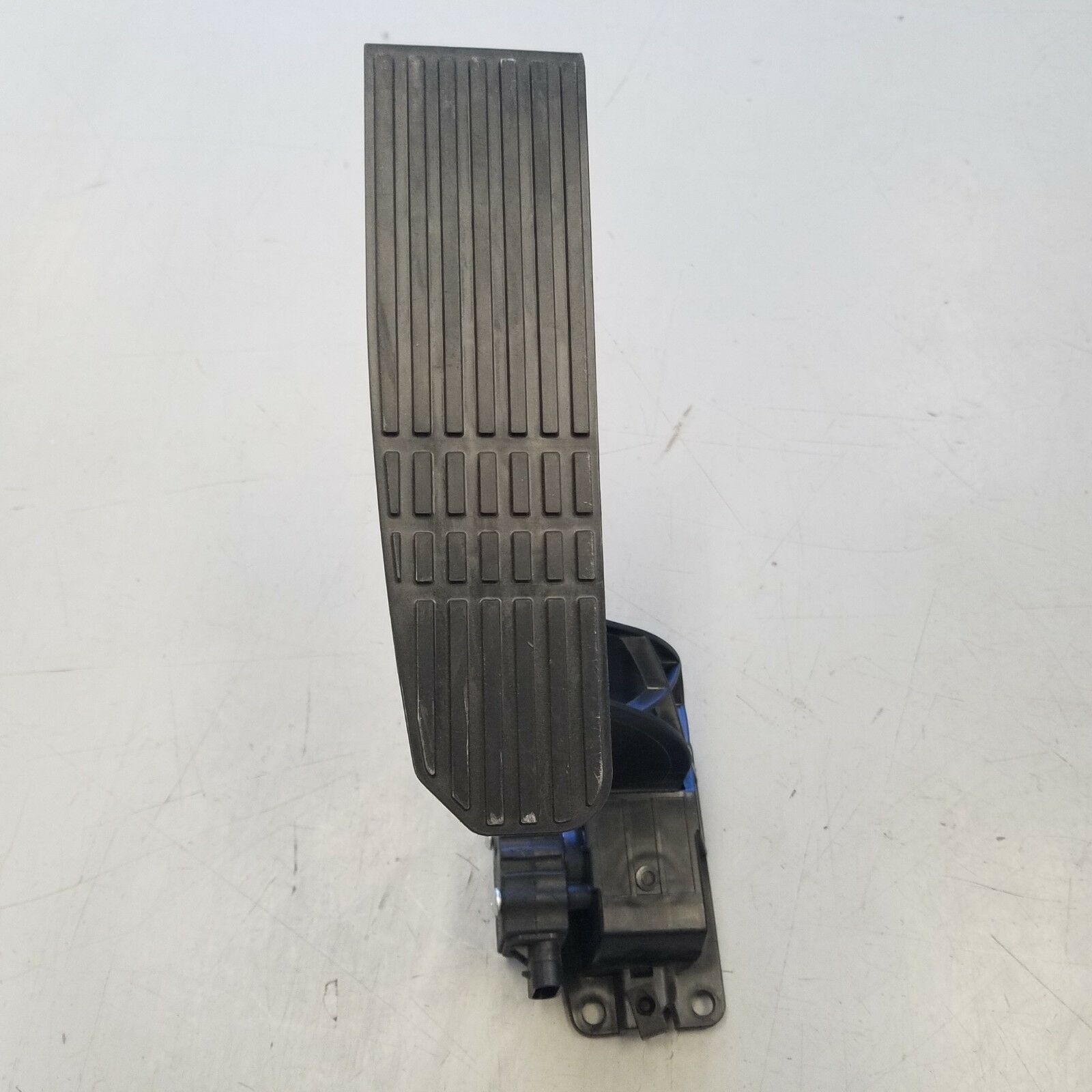 Freightliner Accelerator/Throttle Pedal by Williams Control - P/N: A01-33821-000 (3939690545238)