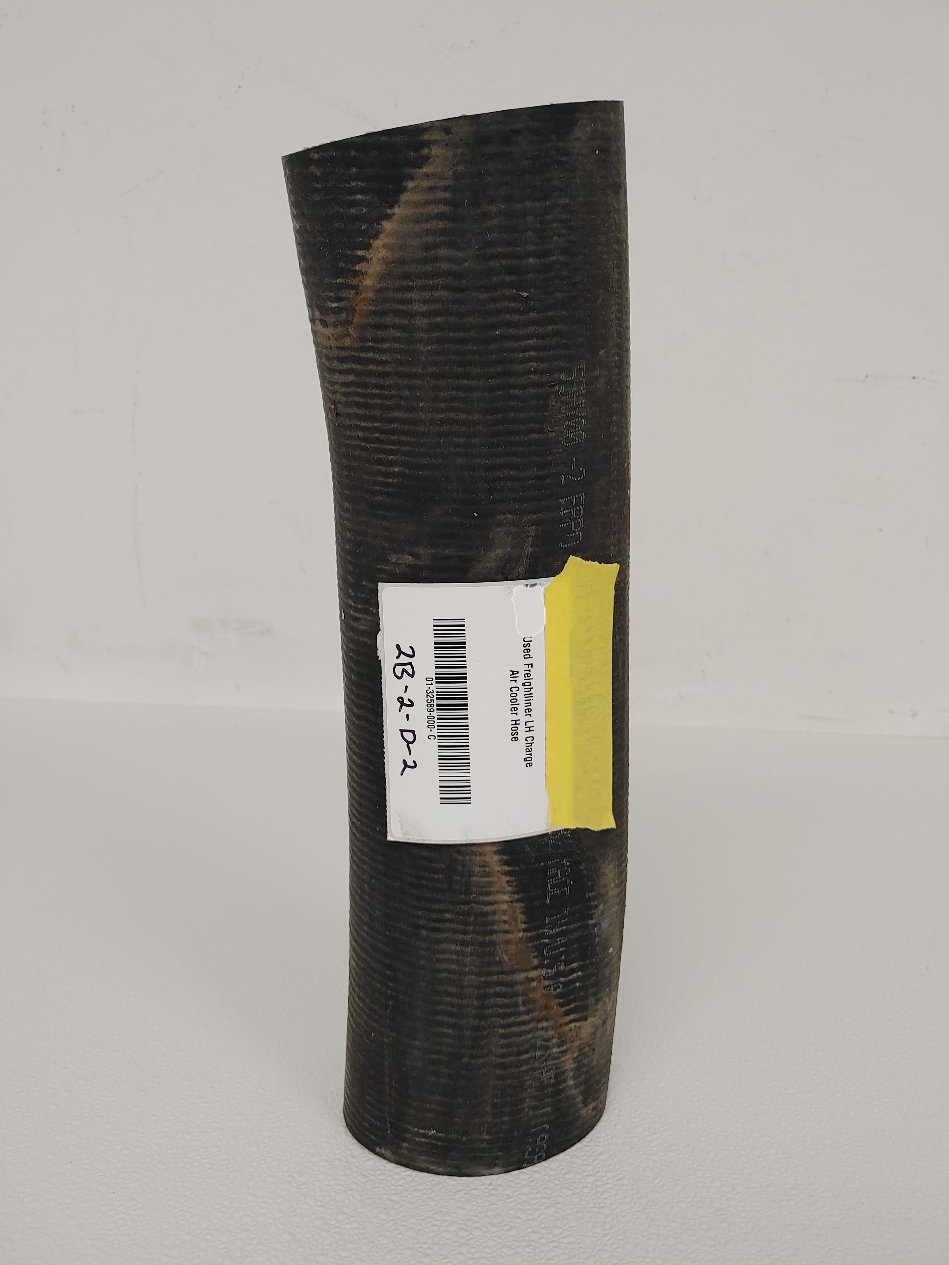 Used Freightliner LH Charge Air Cooler Hose - P/N: 01-32589-000 (6807714332758)