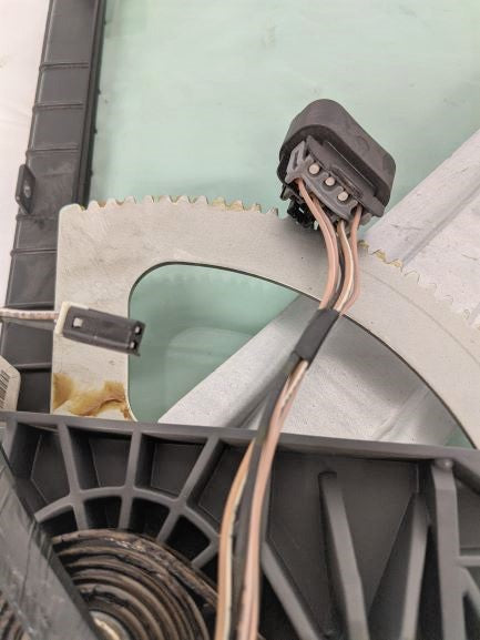 Freightliner Cascadia P3 LH Door Module (Power Lock) P/N: A18-68937-000, A18-71521-000 (6543453880406)