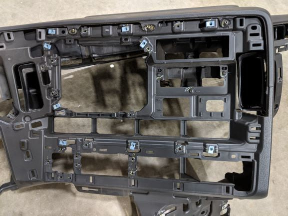 Freightliner Main Dash Assembly - P/N: A22-75174-000 (6596626776150)