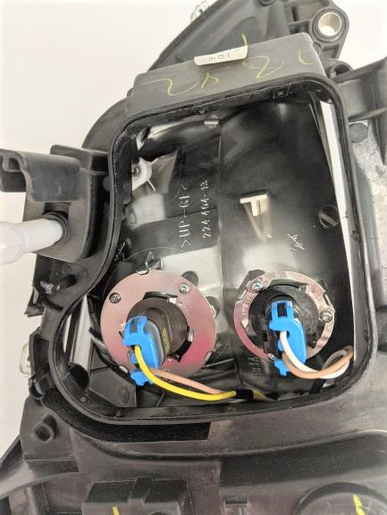 *Parts Only Set of 2* Freightliner M2 LH Headlamps - P/N: A06-75732-004 (6601666166870)