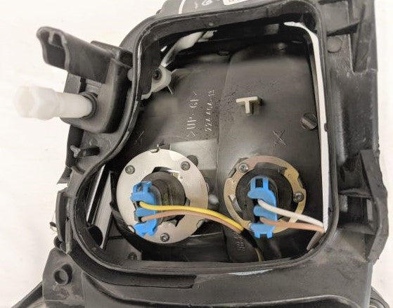 *Parts Only Damaged Set of 2* FLN M2 LH Headlamps - P/N: A06-75732-004 (6602000662614)