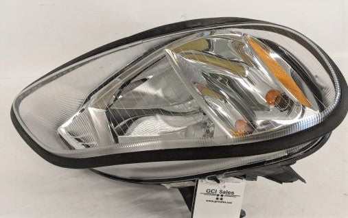 Damaged Freightliner M2 RH Headlamp - P/N  A06-75732-005 (3939715448918)