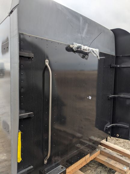Used Columbia/Colonado Shell w/ Glass 70" Mid Roof (6825457582166)