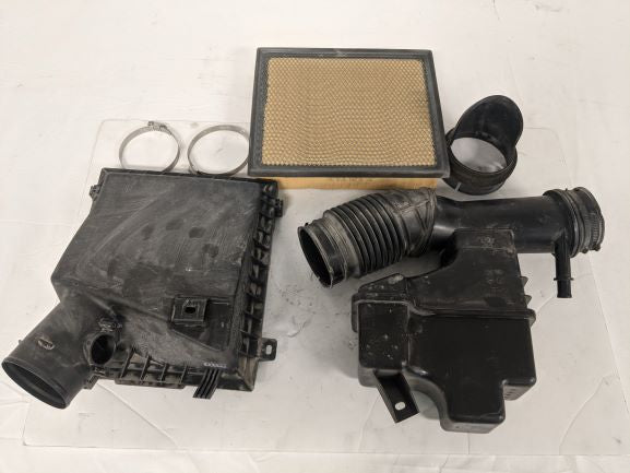Used OEM Toyota Tacoma 2016-2019 Air Cleaner & Housing Assembly Kit (6770776932438)