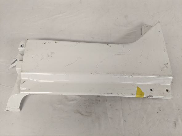 Damaged Freightliner Upper LH Side Cowl w/o Accent Lights - P/N: 18-62434-006 (6774210691158)