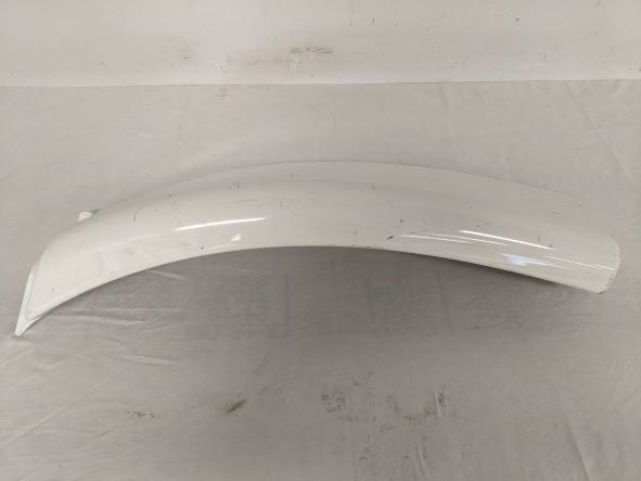 Used Freightliner White LH Front Fender - P/N: 22-60985-002 (6774848880726)