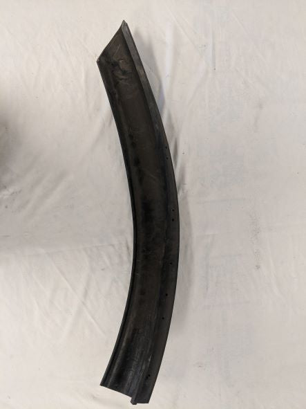 Used Freightliner M2 RH Wheel Well Extender - P/N: 17-17670-001 (6776011358294)