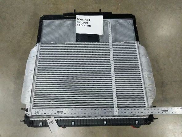 Modine 34 ¾" x 25 ¾" 37T 882H-H Charge Air Cooler  - P/N  3S0137530001 (8085619114300)