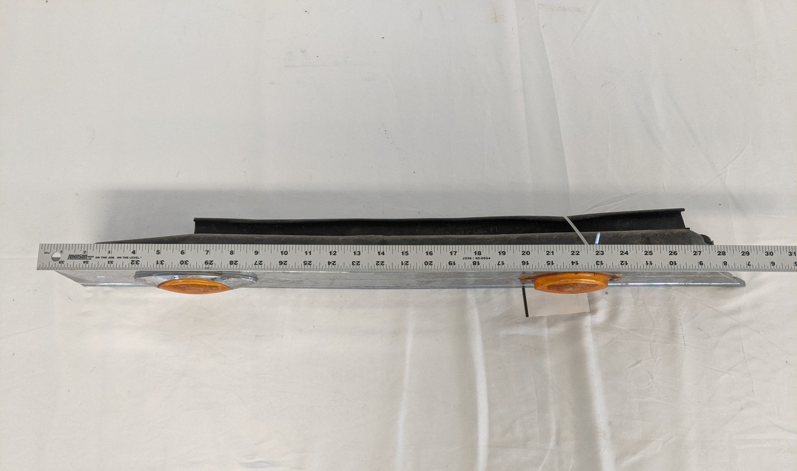 Damaged Freightliner Coronado LH Chrome Valance Panel - P/N  A22-53463-000 (4442681507926)