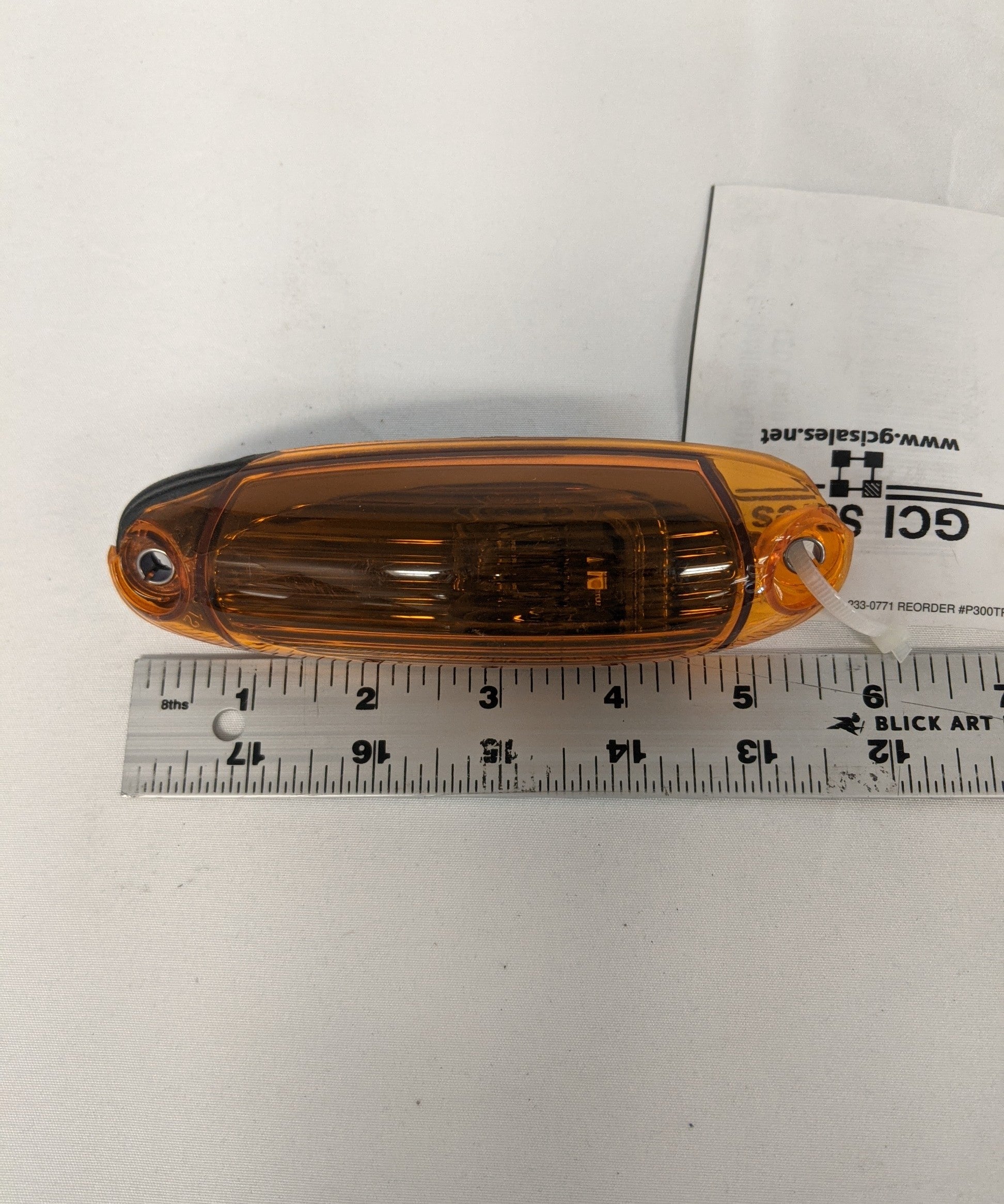Damaged Freightliner Amber Marker LED Lamp - P/N A66-08222-000