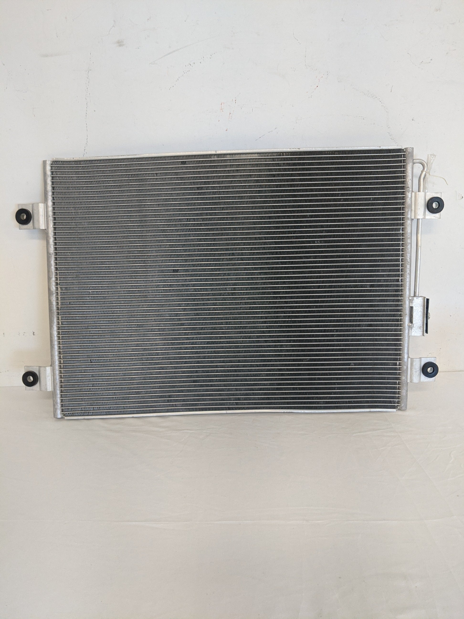 Aftermarket A/C Condenser Fits Charge Air Cooler P/N: 01-32211-000 (4508145320022)