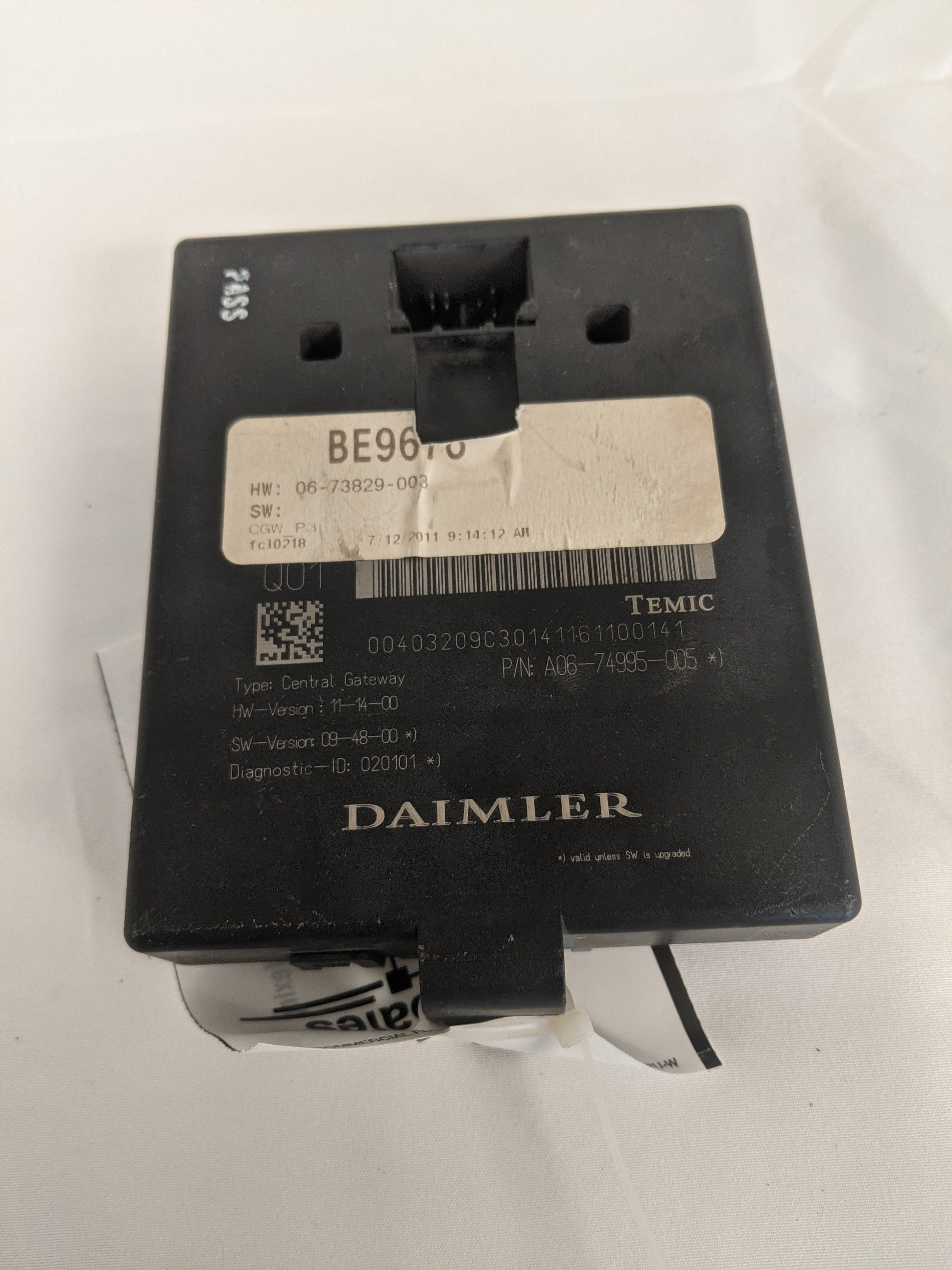 Used Daimler Multiplexing Interface ECU - P/N  A06-74995-005 (8266869473596)