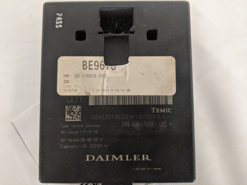 Used Daimler Multiplexing Interface ECU - P/N  A06-74995-005 (8266869473596)