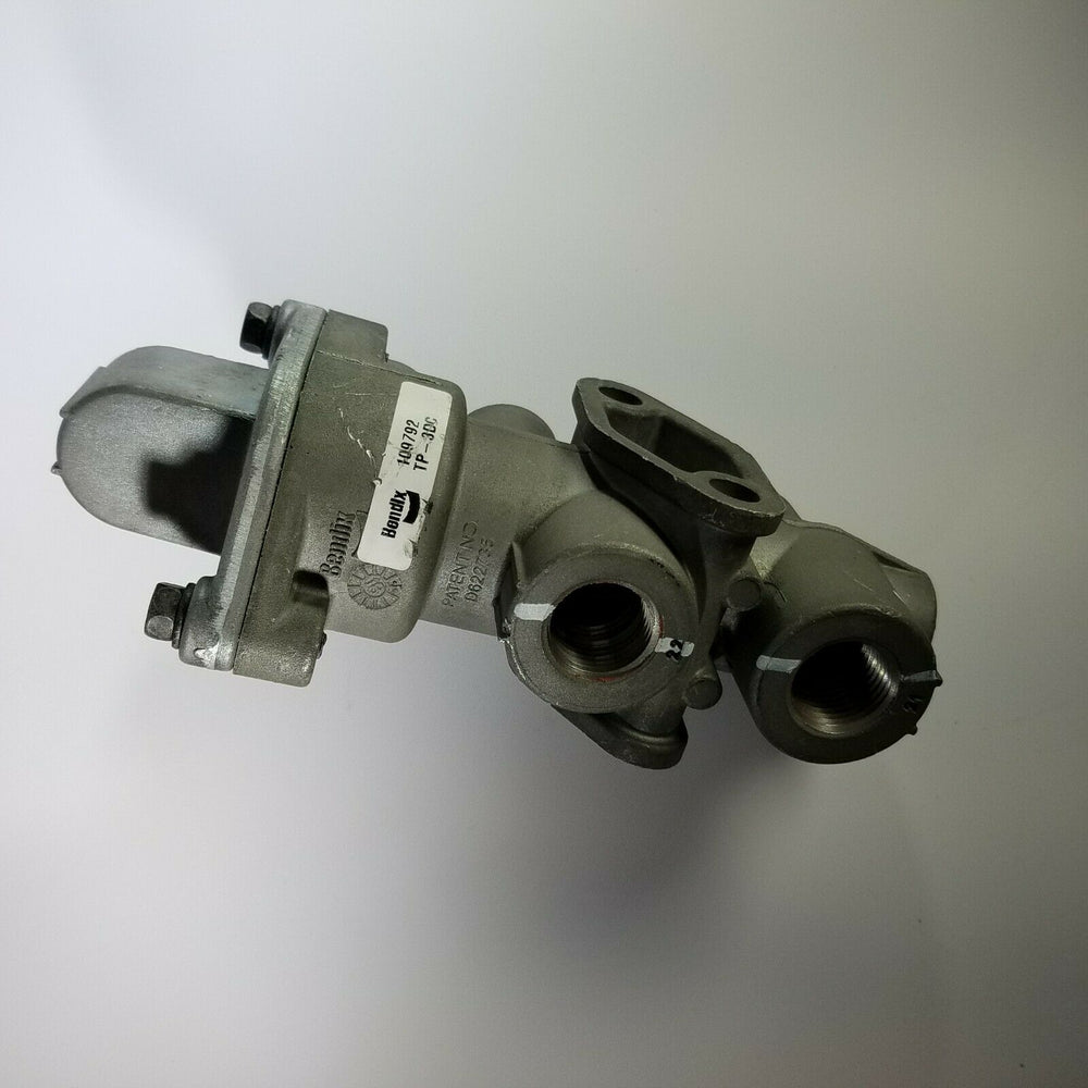 Bendix TP-3DC Trailer Protection Valve - P/N 109792